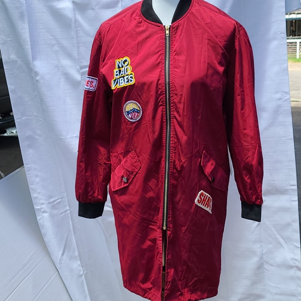 Veveret maroon jacket